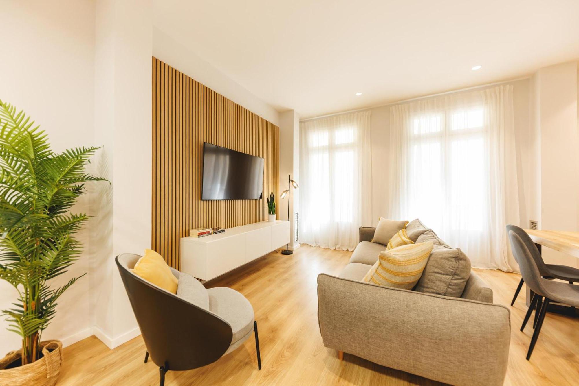 Bravissimo Ferreries Velles, With 2 Bedrooms Apartment