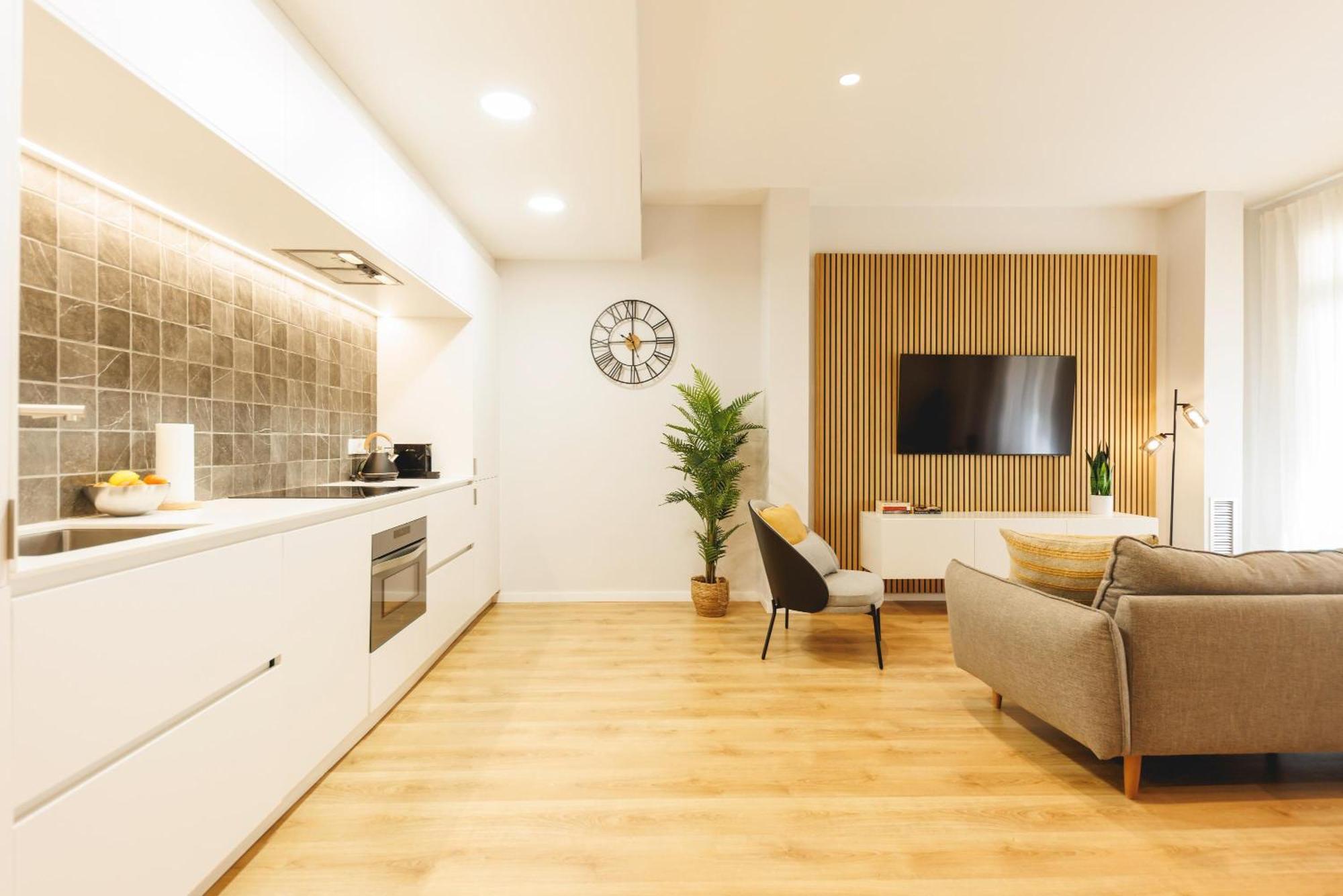 Bravissimo Ferreries Velles, With 2 Bedrooms Apartment Girona